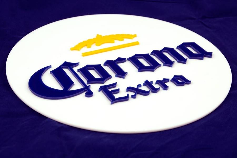 Litere volumetrice Corona