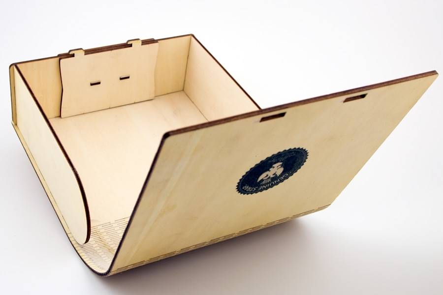 Cutie din placaj personalizată