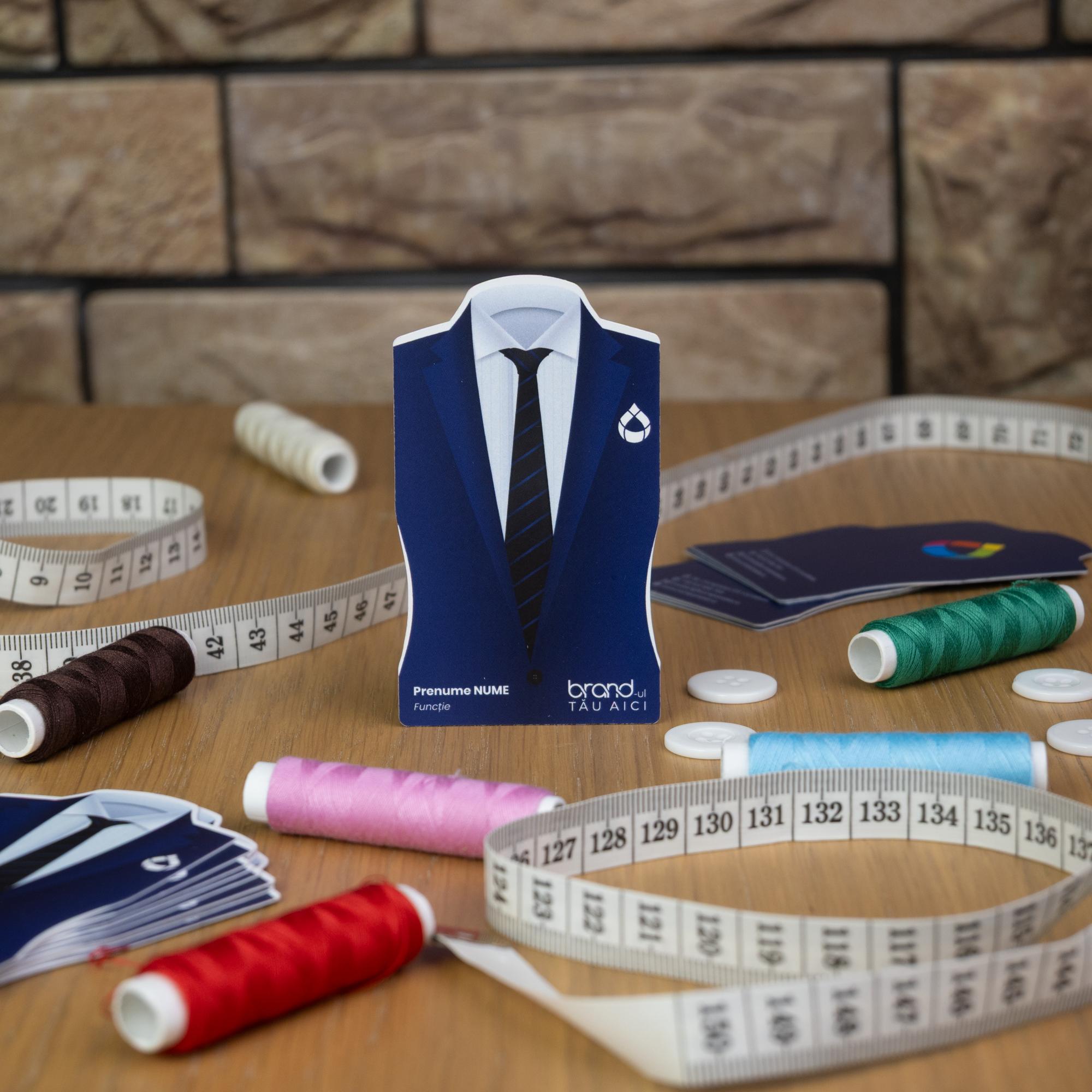 Cărți de vizită decupate Carton dublu cretat mat 350 g/mp
