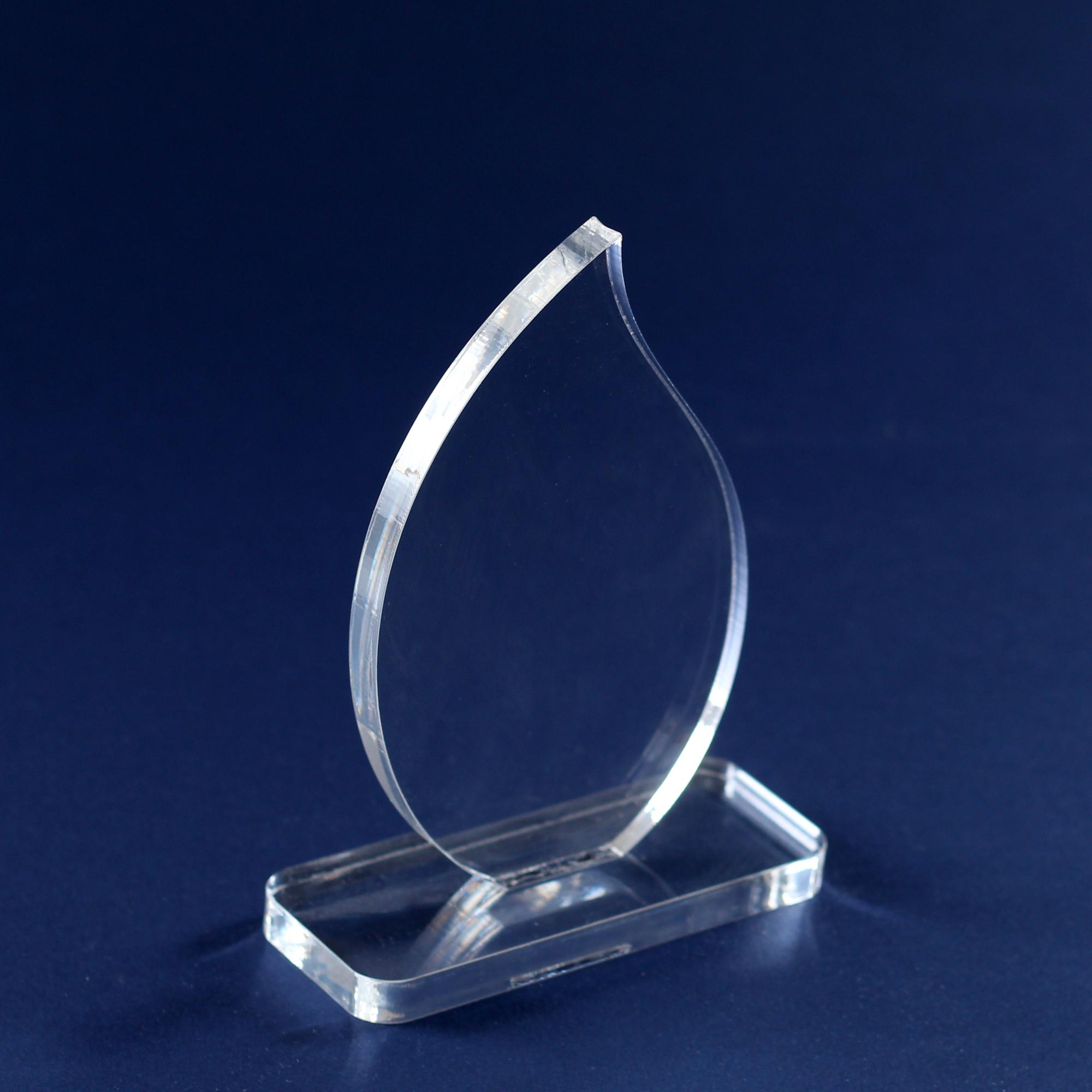 Trofee din acryl personalizate - forme standard Model predefinit 11