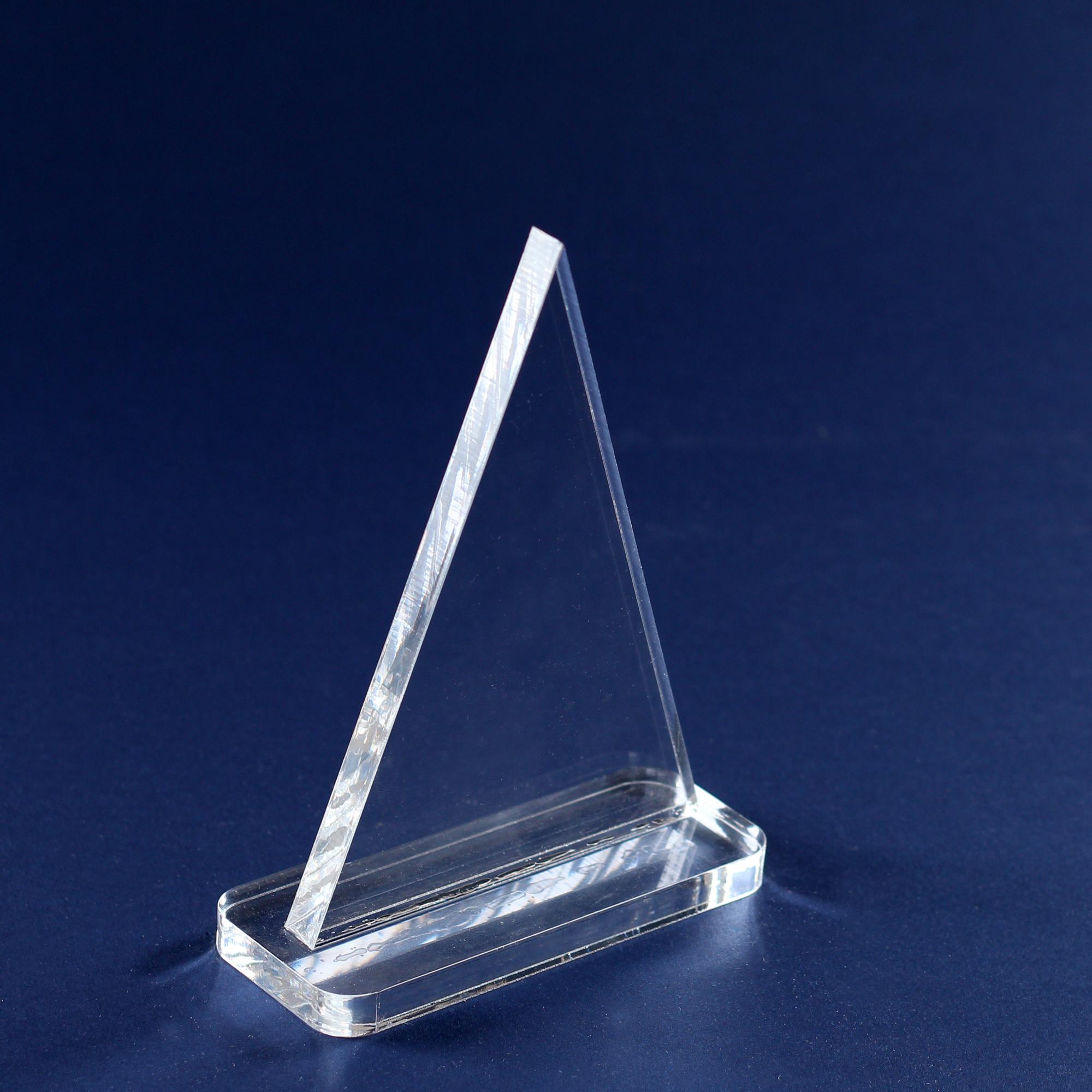 Trofee din acryl personalizate - forme standard Model predefinit 19