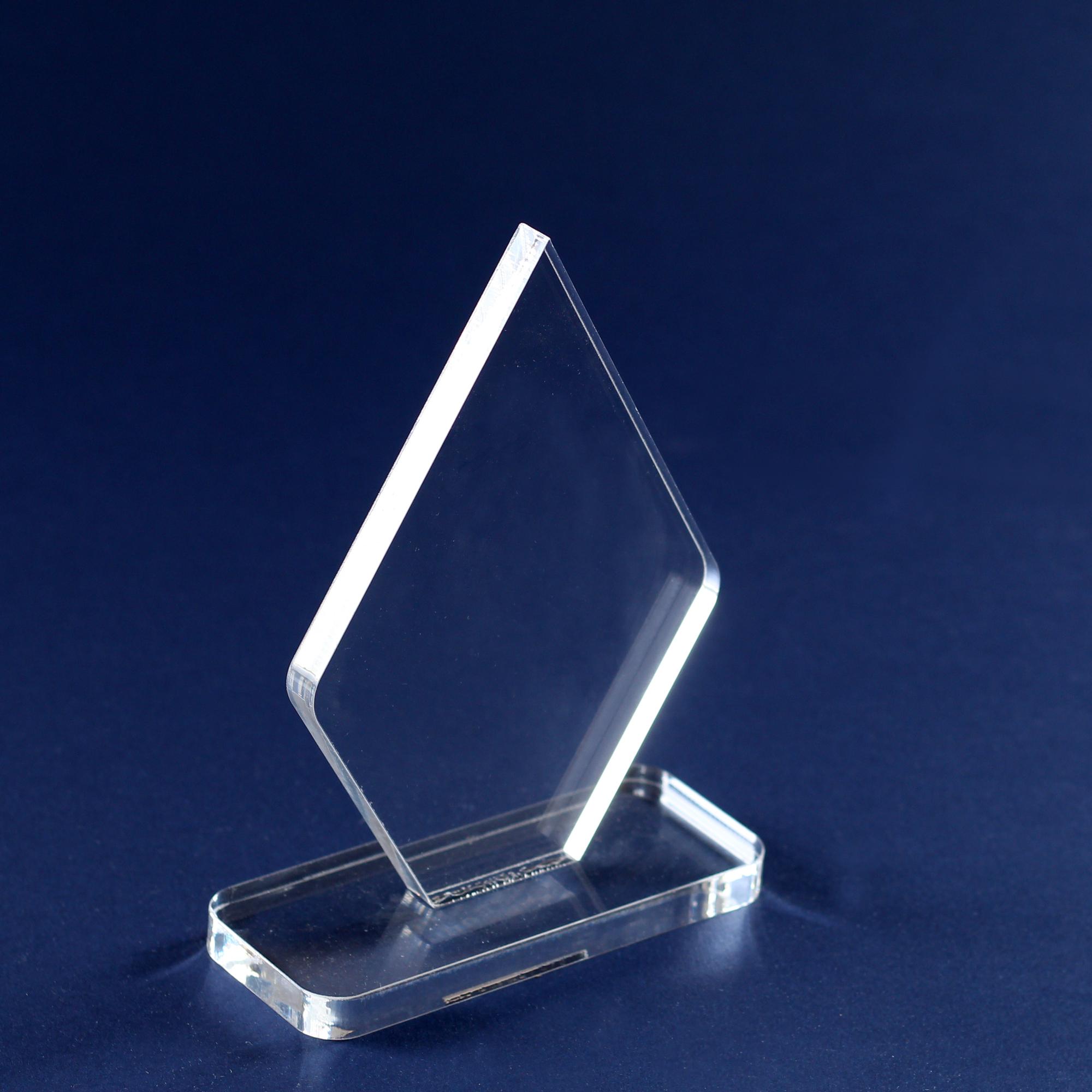 Trofee din acryl personalizate - forme standard Model predefinit 21