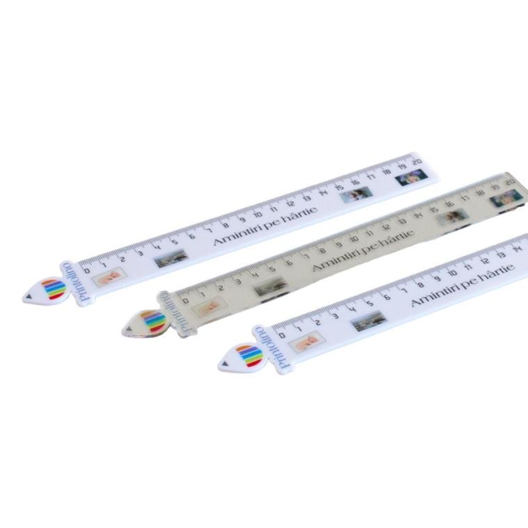 Rigle din plexiglas personalizate