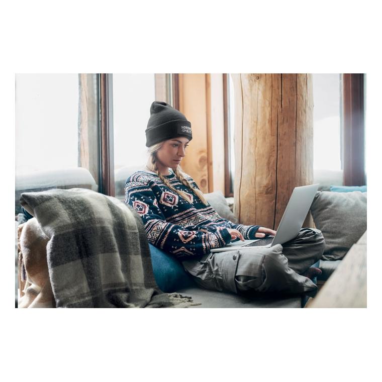 Caciulă unisex poliester RPET CAPNIT Negru