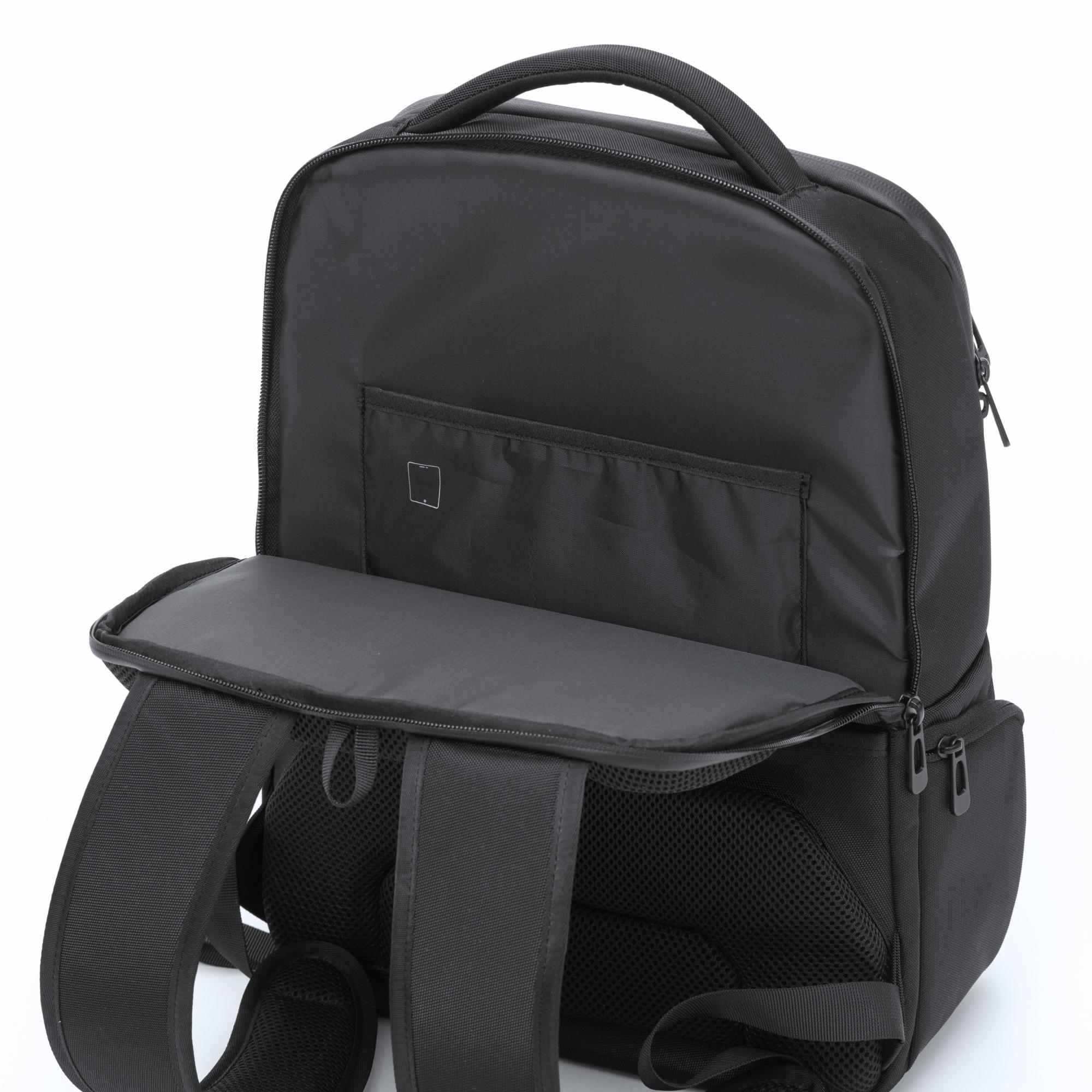 Rucsac business cu trei compartimente Bizz Pro Negru