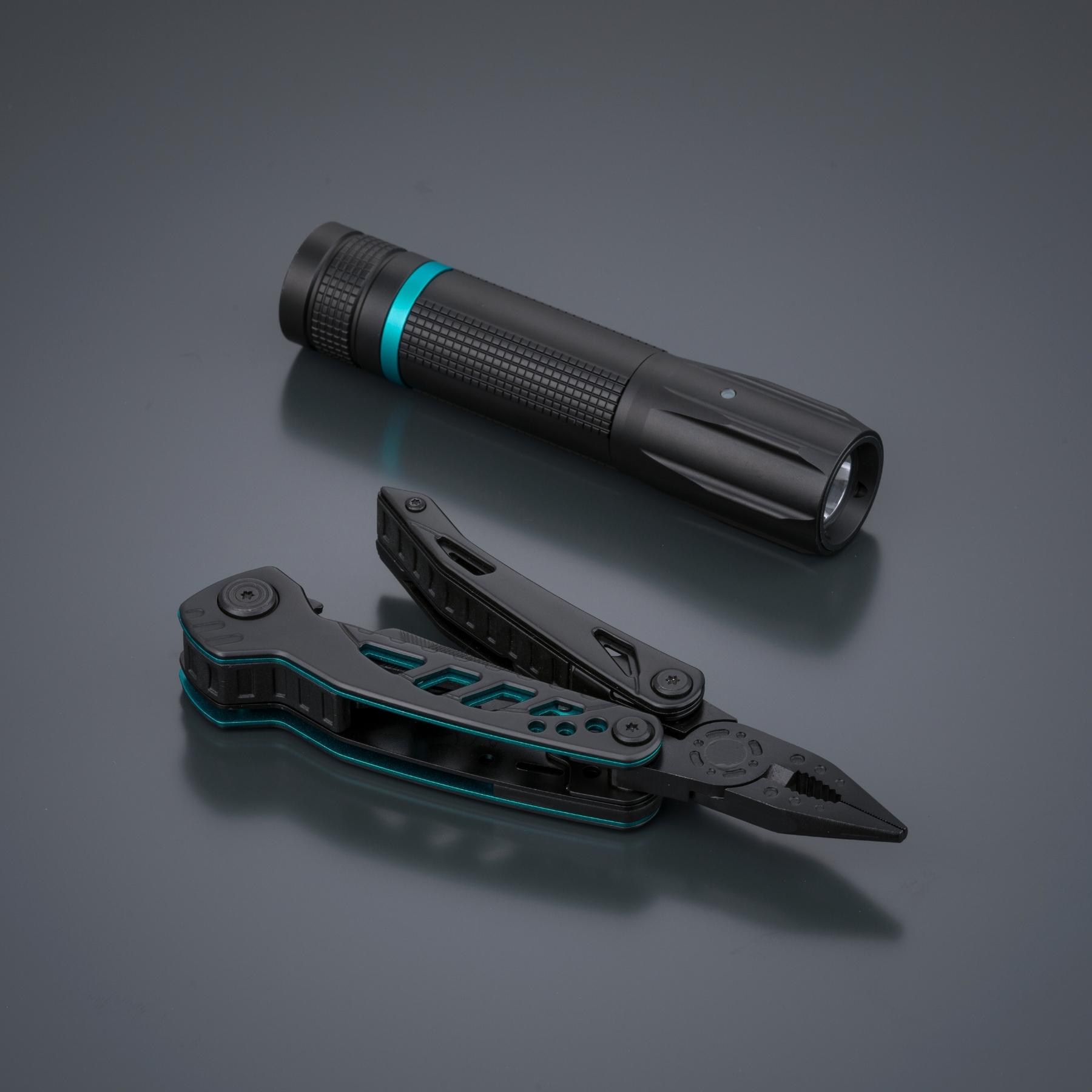 Set Optima Color II: multitool și lanternă mică