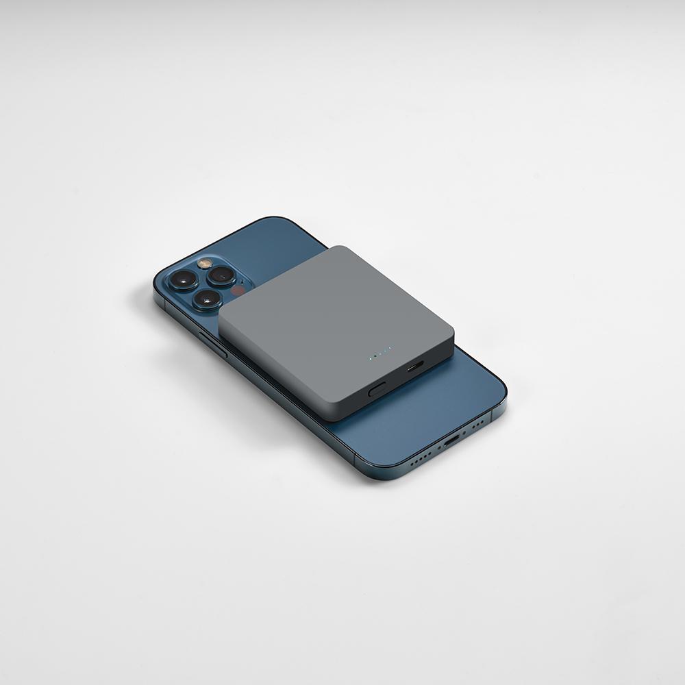 Baterie externă Mendel White