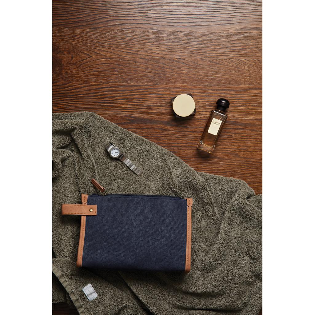 Geantă pentru toaletă din pânză reciclată GRS VINGA Bosler  navy