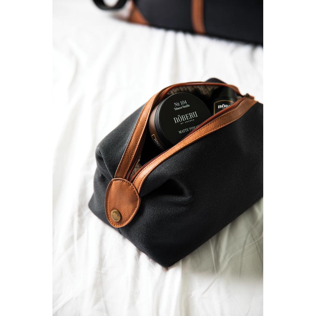 Geantă de toaletă din poliester reciclat RCS VINGA Sloane black