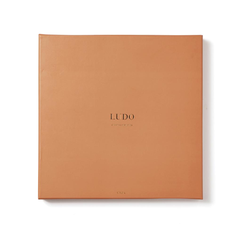 Joc de masă de cafea VINGA Ludo  brown