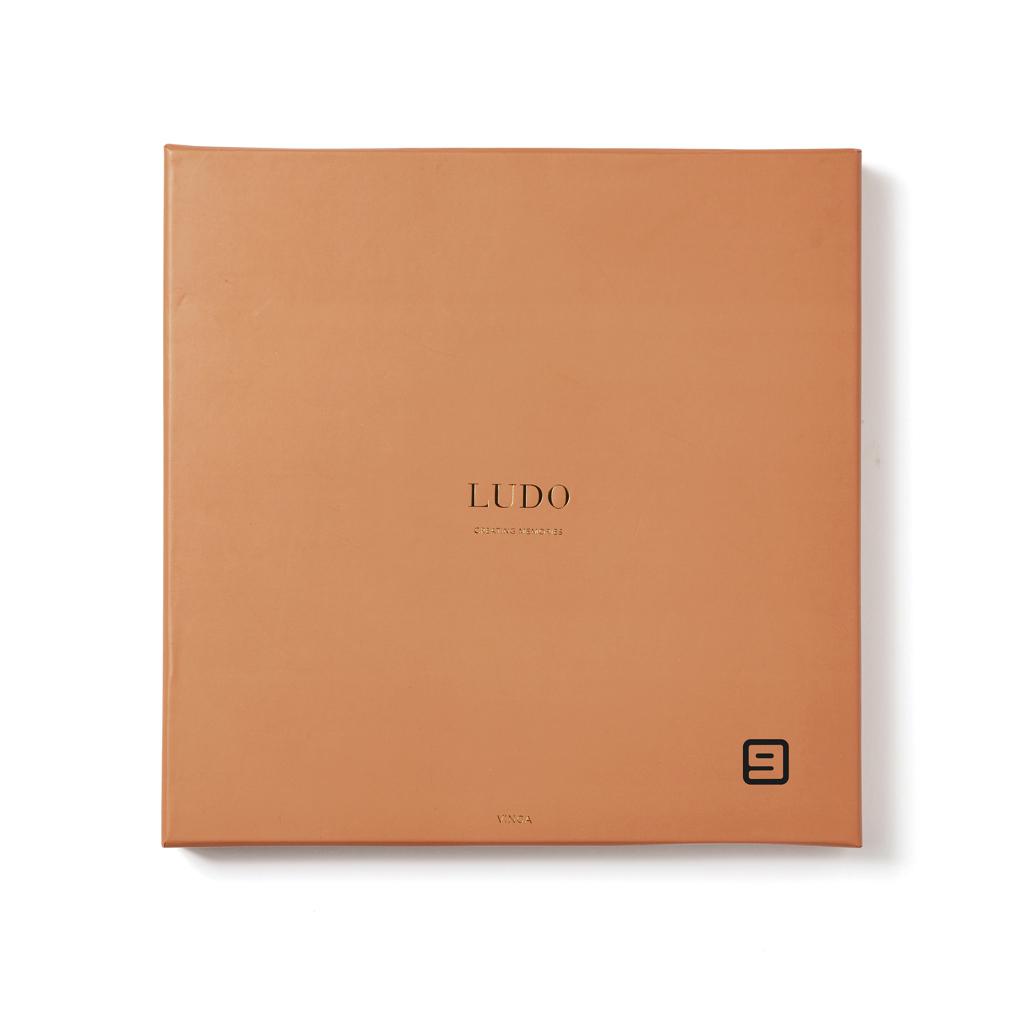 Joc de masă de cafea VINGA Ludo  brown