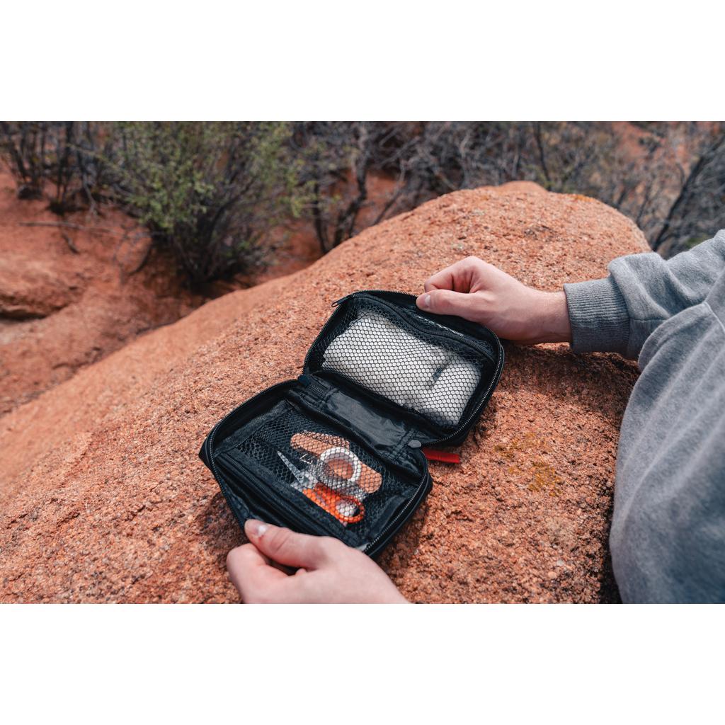 Set de prim ajutor în punguță din PU nubuck reciclat RCS black