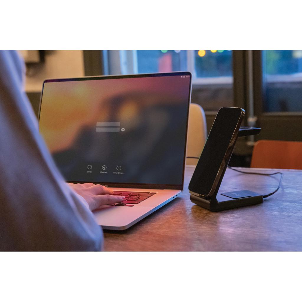 Încărcător Urban Vitamin Fairfield 3 în 1 din plastic reciclat RCS black