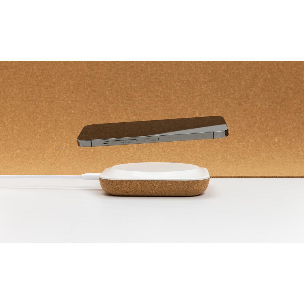 Încărcător wireless 10W din plastic reciclat și plută Oregon brown