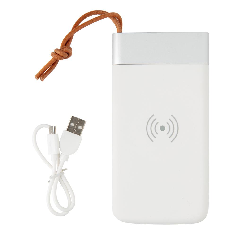 Powerbank Aria 8.000 mAh cu încărcare wireless 5W transparent