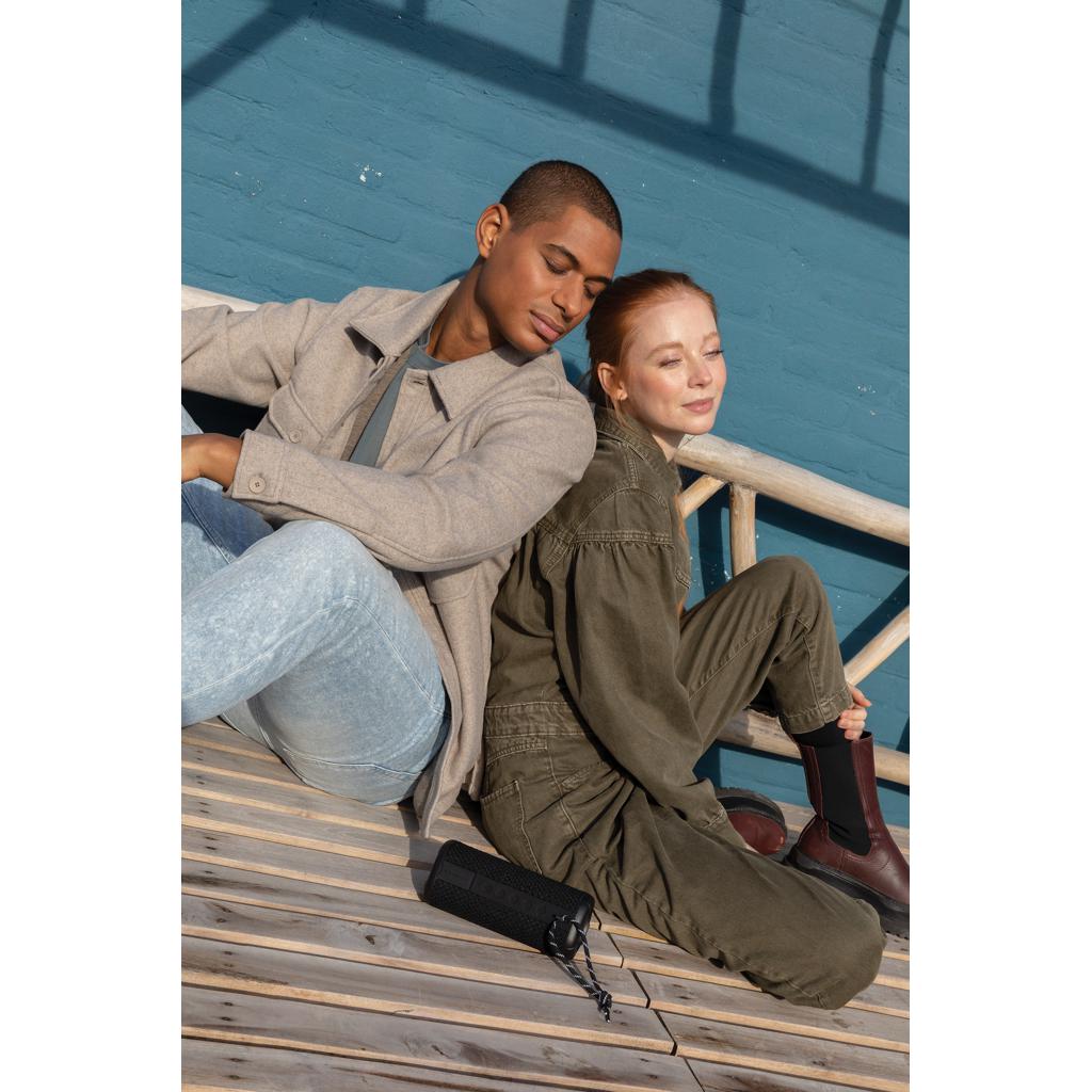 Difuzor impermeabil IPX7 de 10W Berkeley Urban Vitamin  black