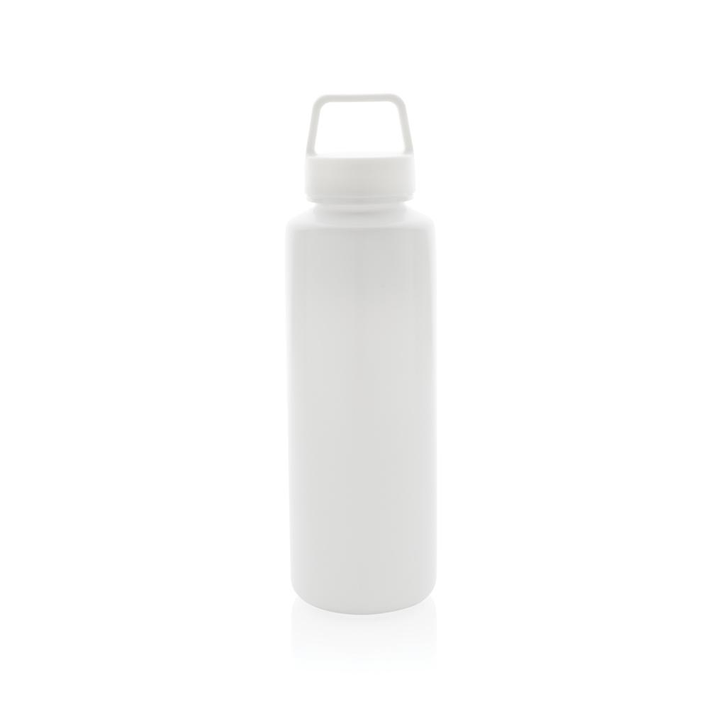 Sticlă de apă din PP reciclat, certificată RCS, cu mâner transparent