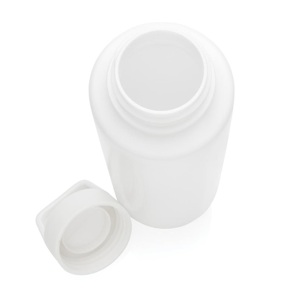 Sticlă de apă din PP reciclat, certificată RCS, cu mâner transparent