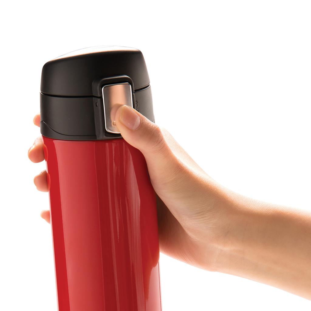 Cană termoizolantă din oțel inoxidabil reciclat RCS, cu sistem de închidere ușoară red