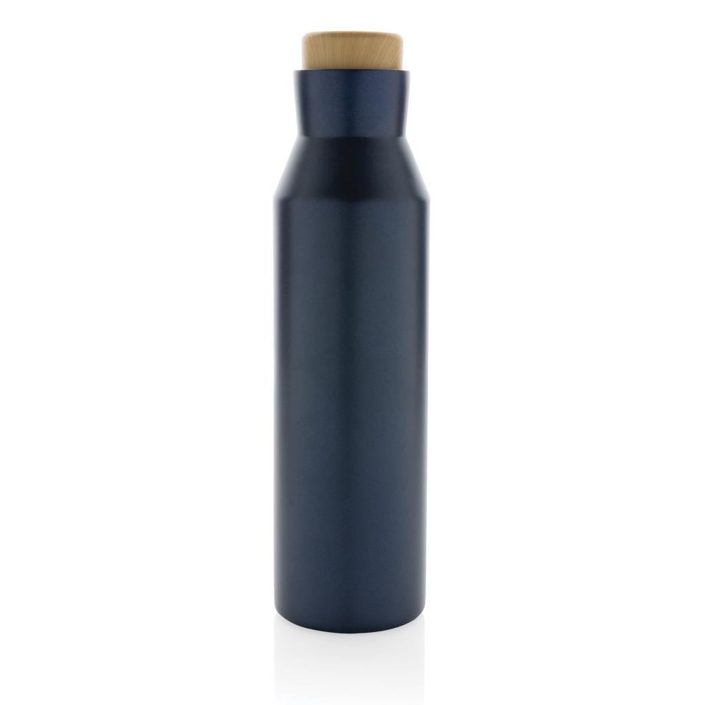 Sticlă termoizolantă din oțel inoxidabil reciclat, certificată RCS Gaia blue