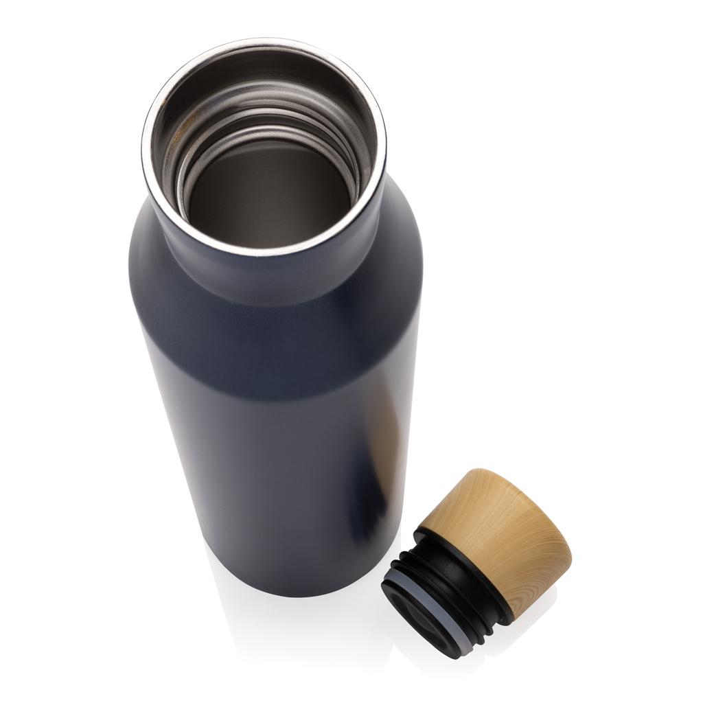Sticlă termoizolantă din oțel inoxidabil reciclat, certificată RCS Gaia blue