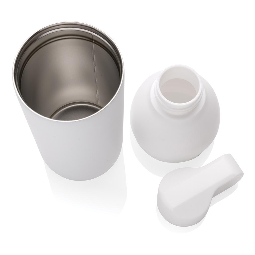 Sticlă termoizolantădin oțel inoxidabil reciclat RCS Flow  transparent