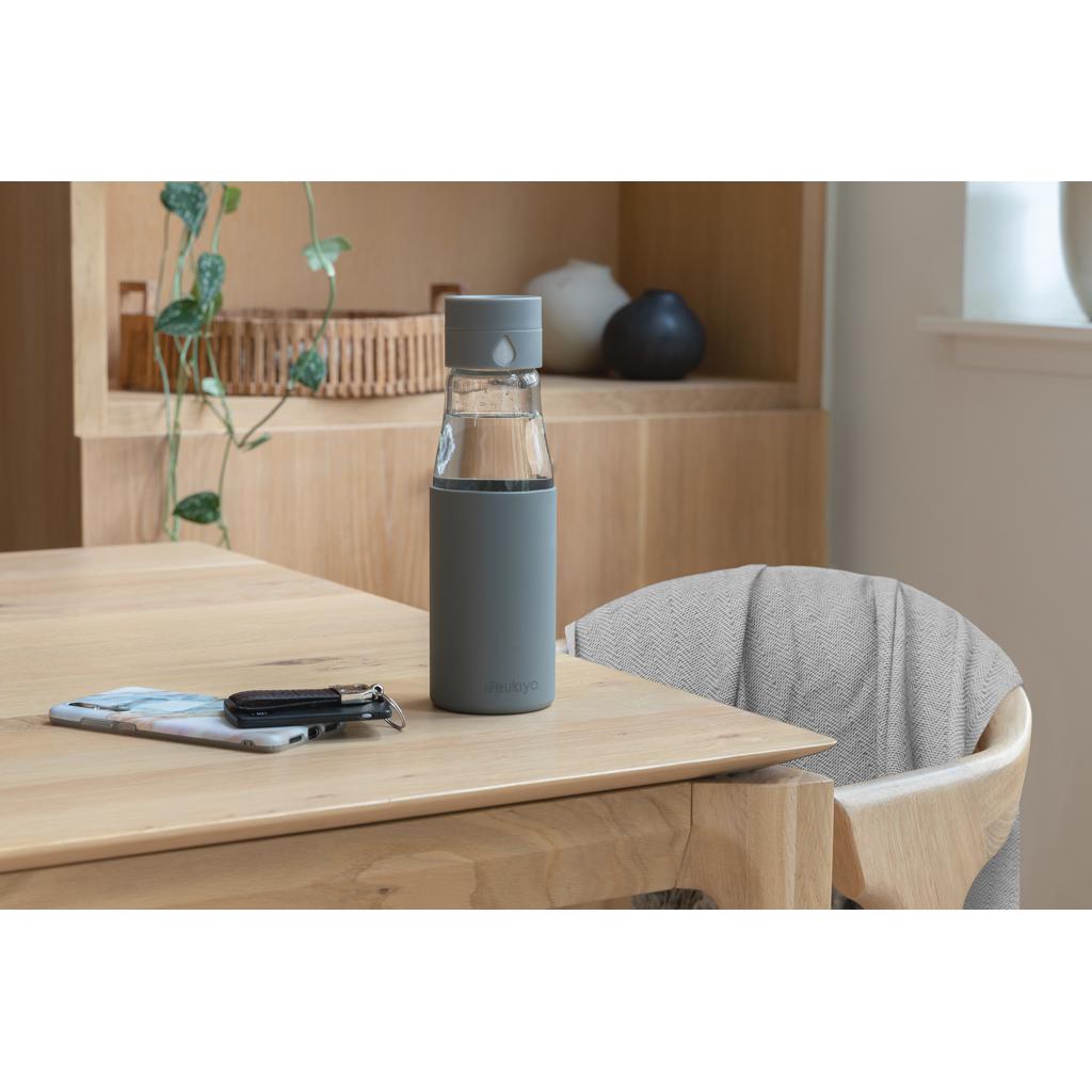 Sticlă din sticlă pentru monitorizarea hidratării, cu husă Ukiyo grey