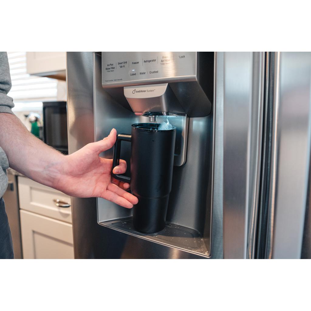 Pahar din plastic RCS cu mâner, 900ml Tana  black