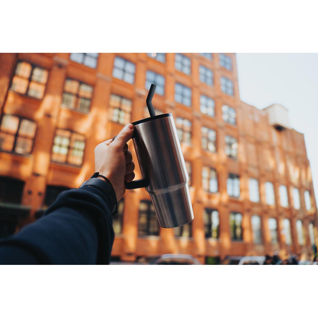 Pahar deluxe din oțel inoxidabil reciclat RCS, 900ml Embrace silver