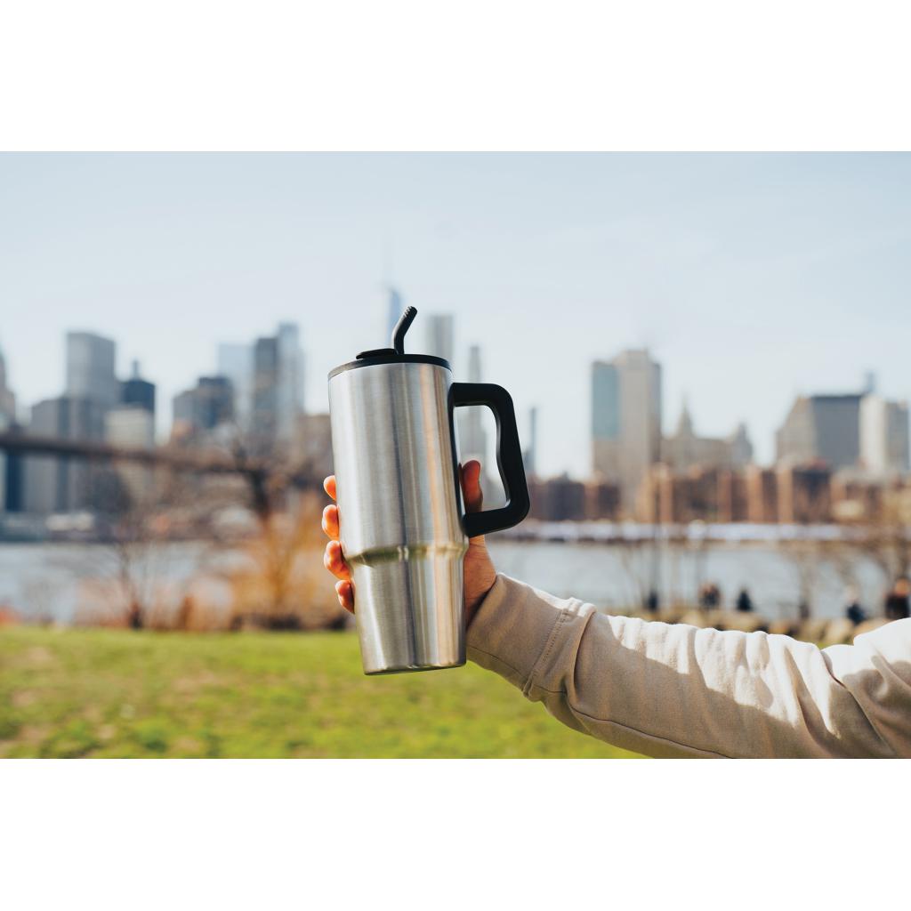 Pahar deluxe din oțel inoxidabil reciclat RCS, 900ml Embrace silver