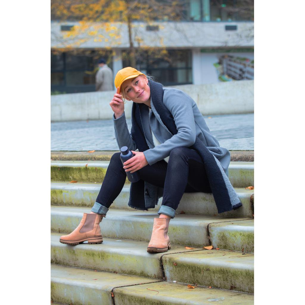 Șapcă cu 6 panouri din bumbac reciclat de 190gr, cu tracer AWARE™ Impact yellow