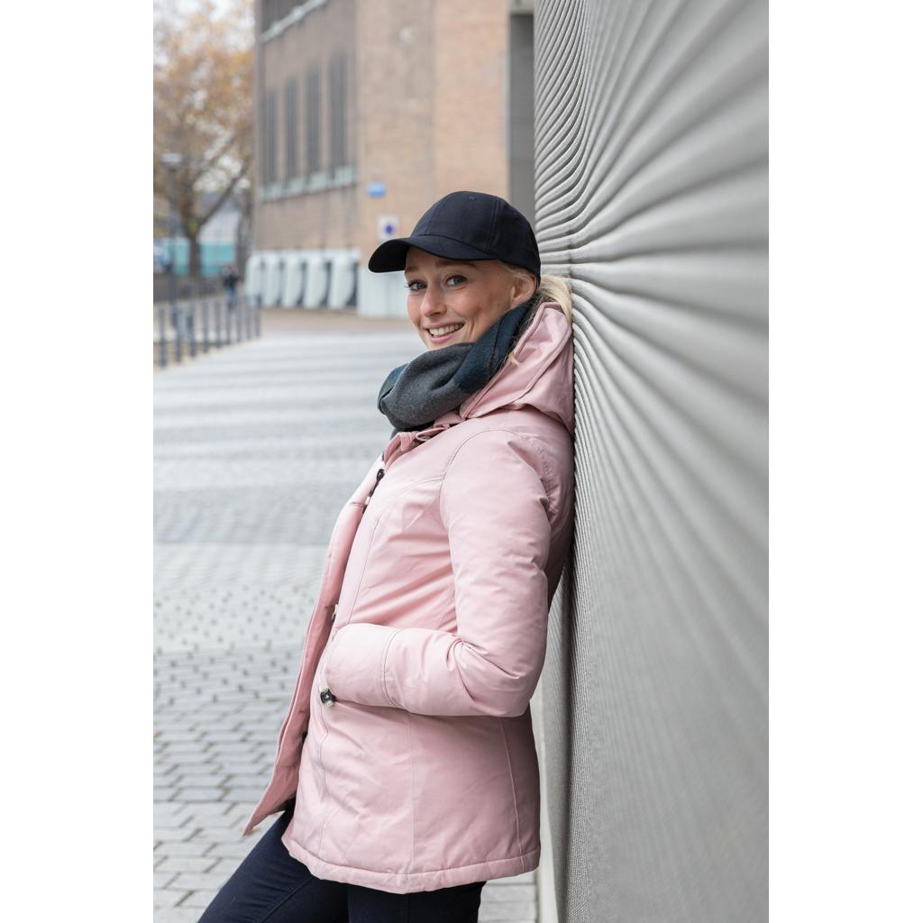 Șapcă cu 6 panouri din bumbac reciclat de 190gr, cu tracer AWARE™ Impact black