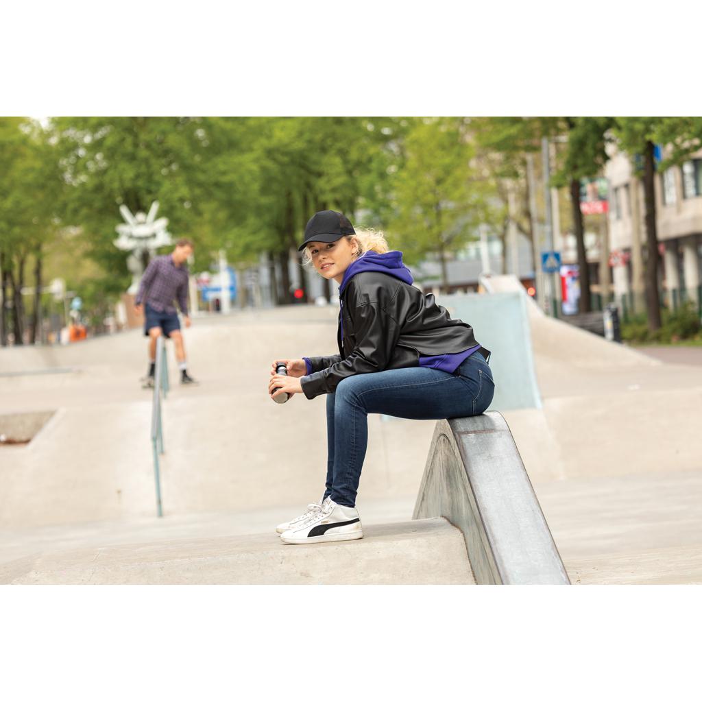 Șapcă trucker din bumbac reciclat periat cu 5 panouri, 190gr Impact AWARE™ black