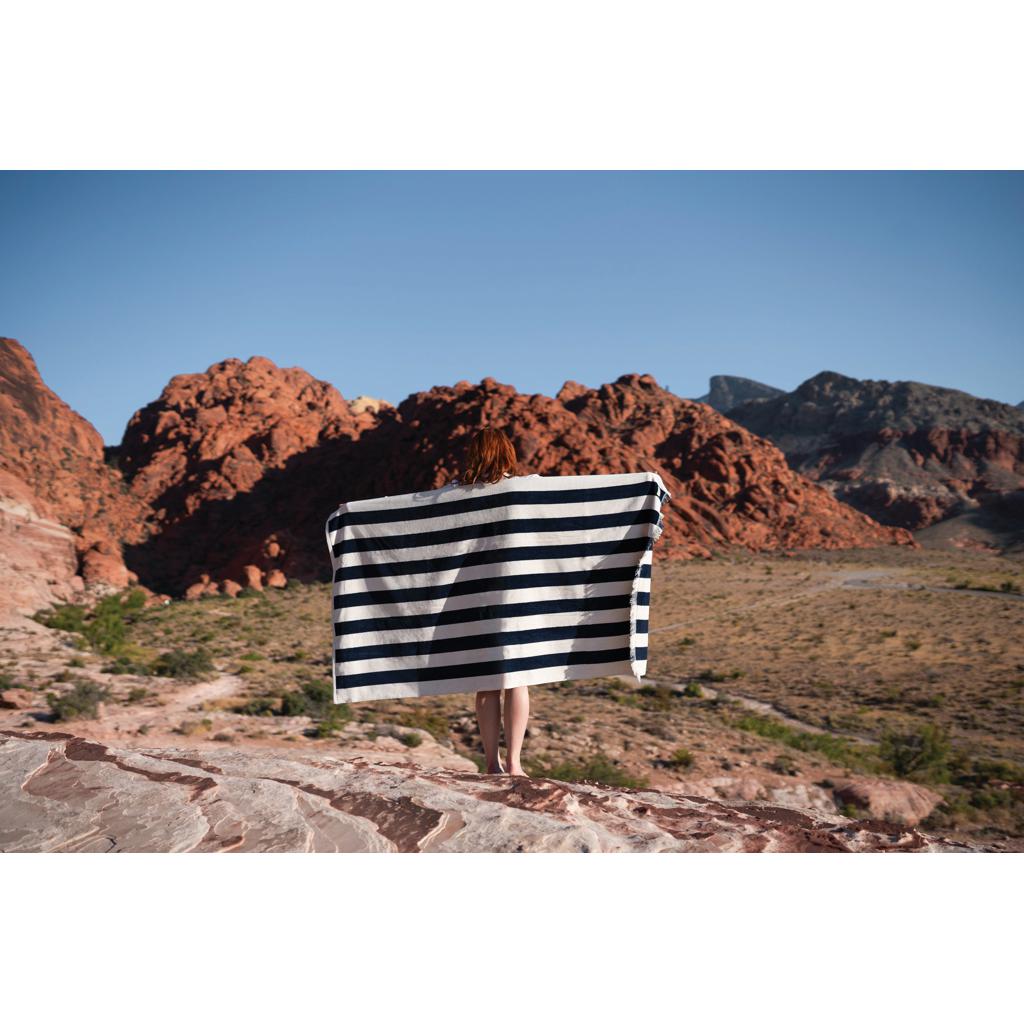 Prosop de plajă deluxe XL 100x180 cm Ukiyo Yukari AWARE™ navy