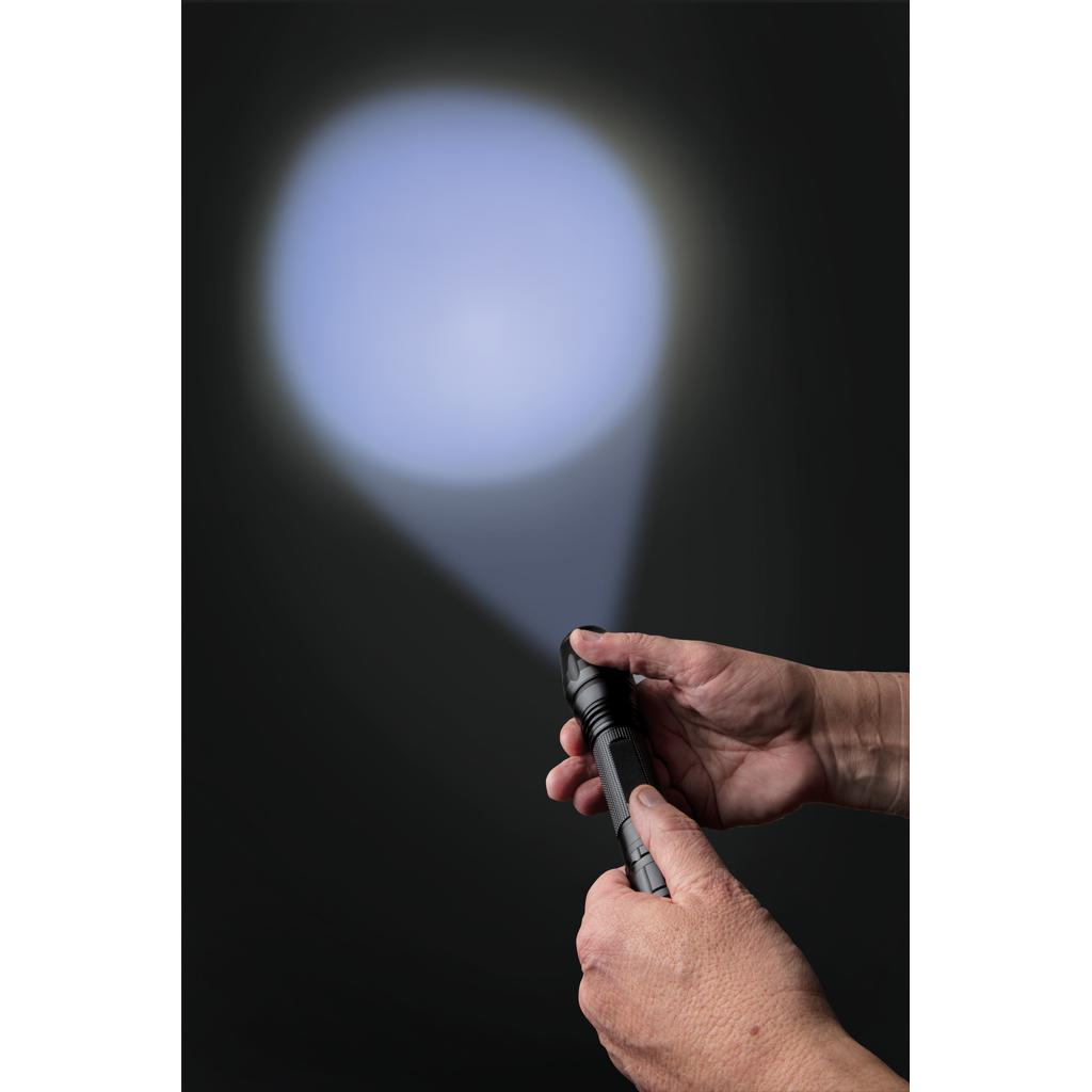 Lanternă pentru utilizare intensă de 10W CREE black