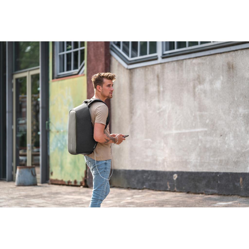 Rucsac anti-furt Bobby Hero Regular black