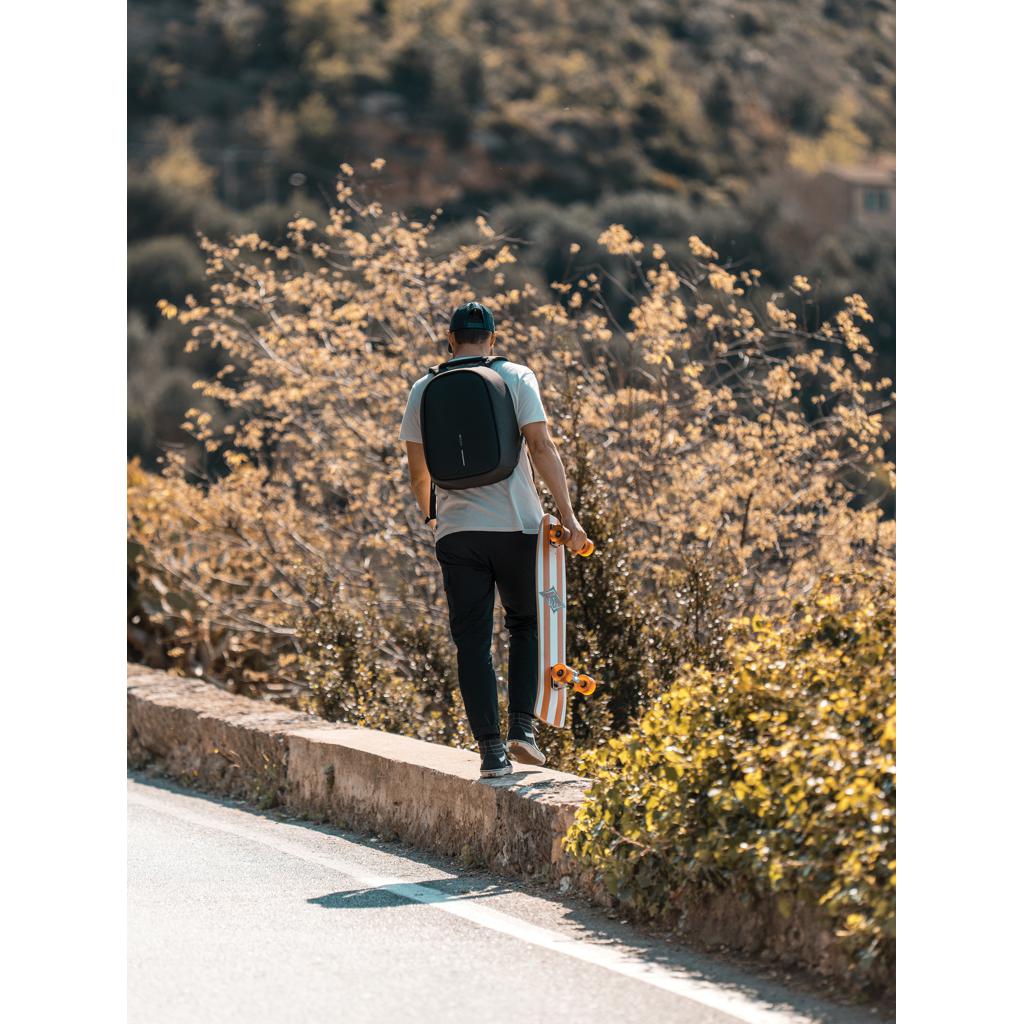 Rucsac anti-furt Bobby Hero Small black