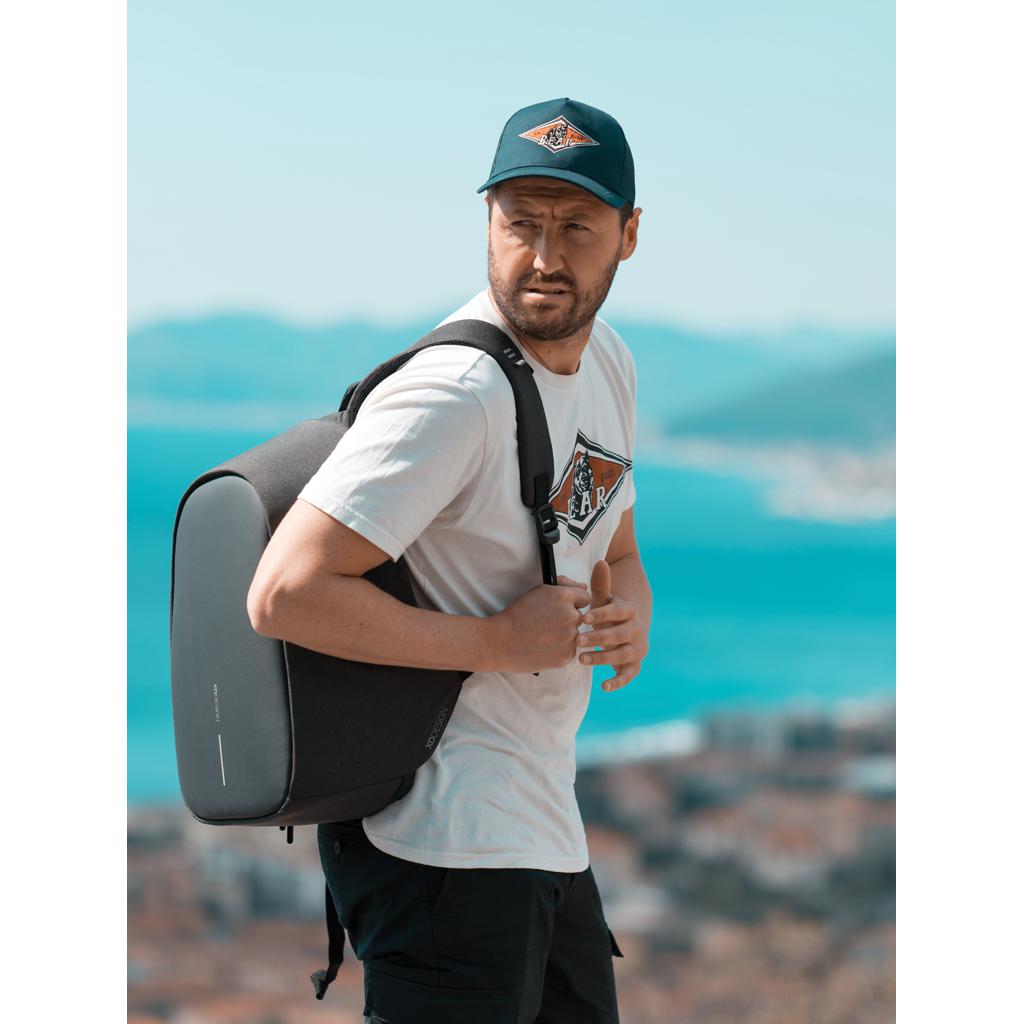 Rucsac anti-furt Bobby Hero Small black