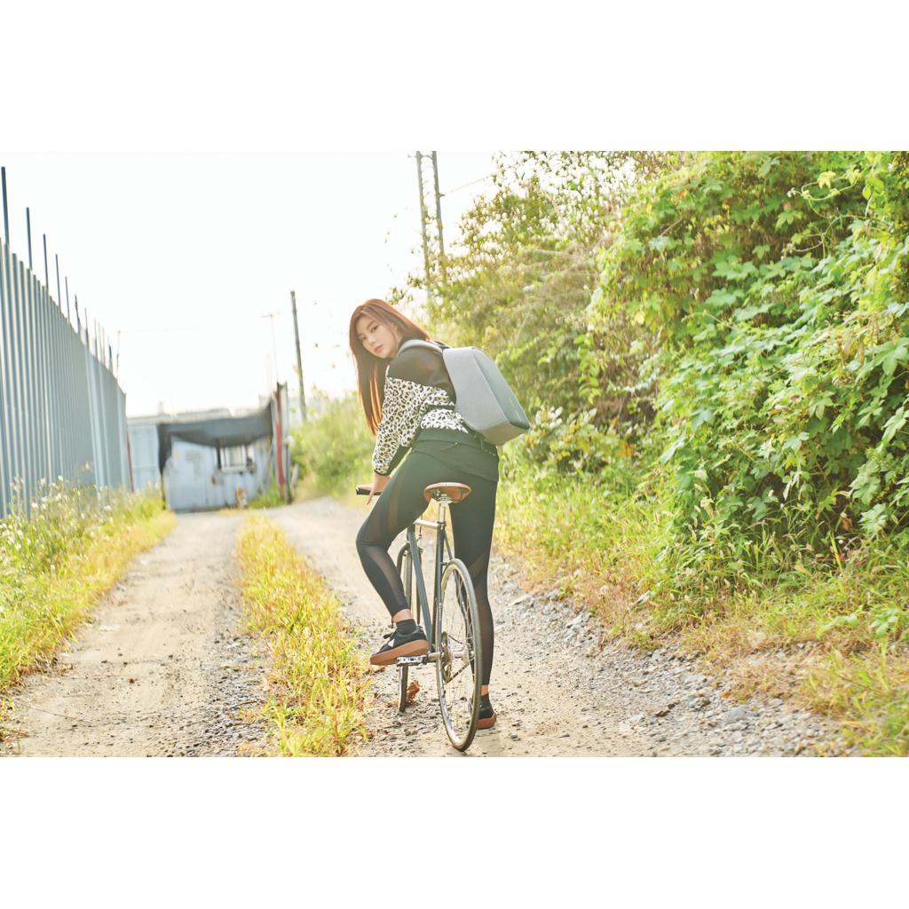 Rucsac anti-furt Bobby Hero Small grey