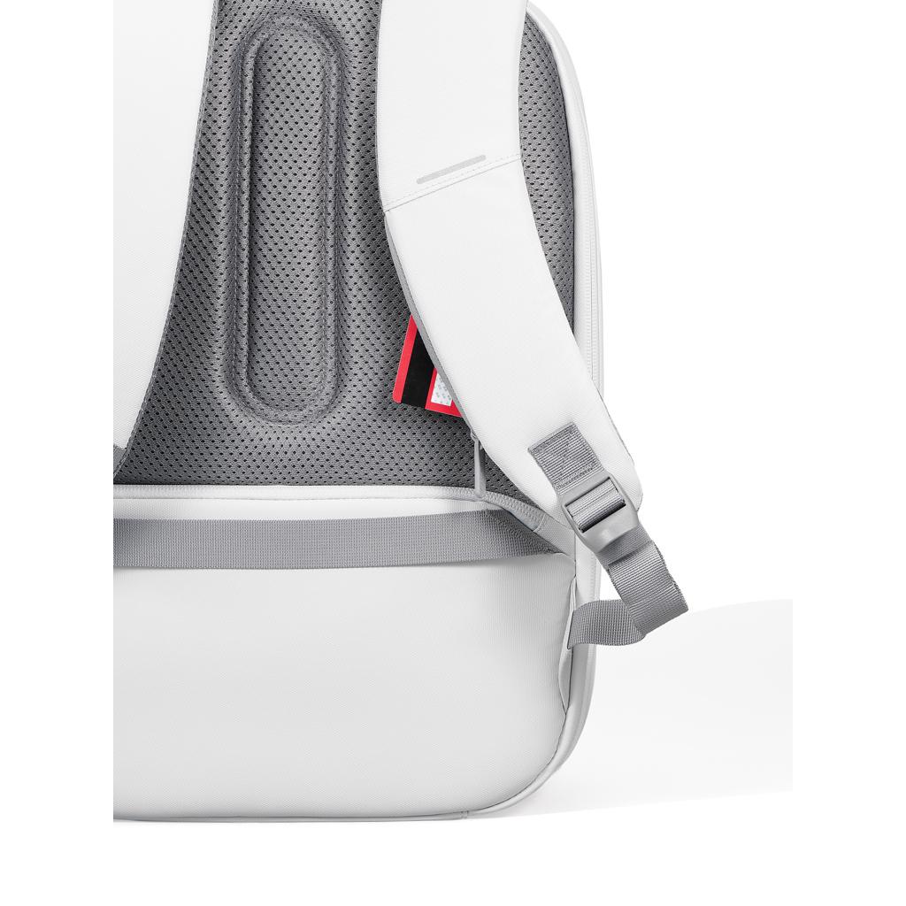 Bobby Edge off white