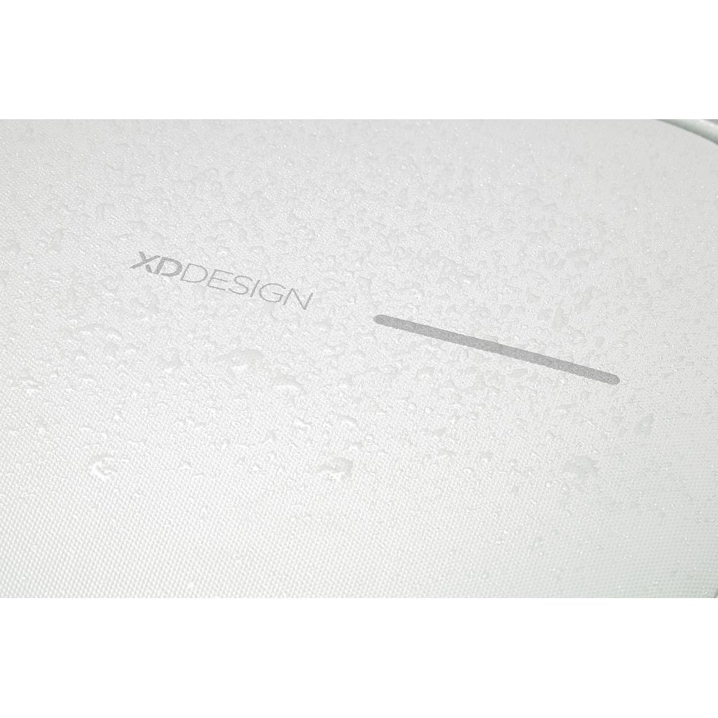 Bobby Edge off white