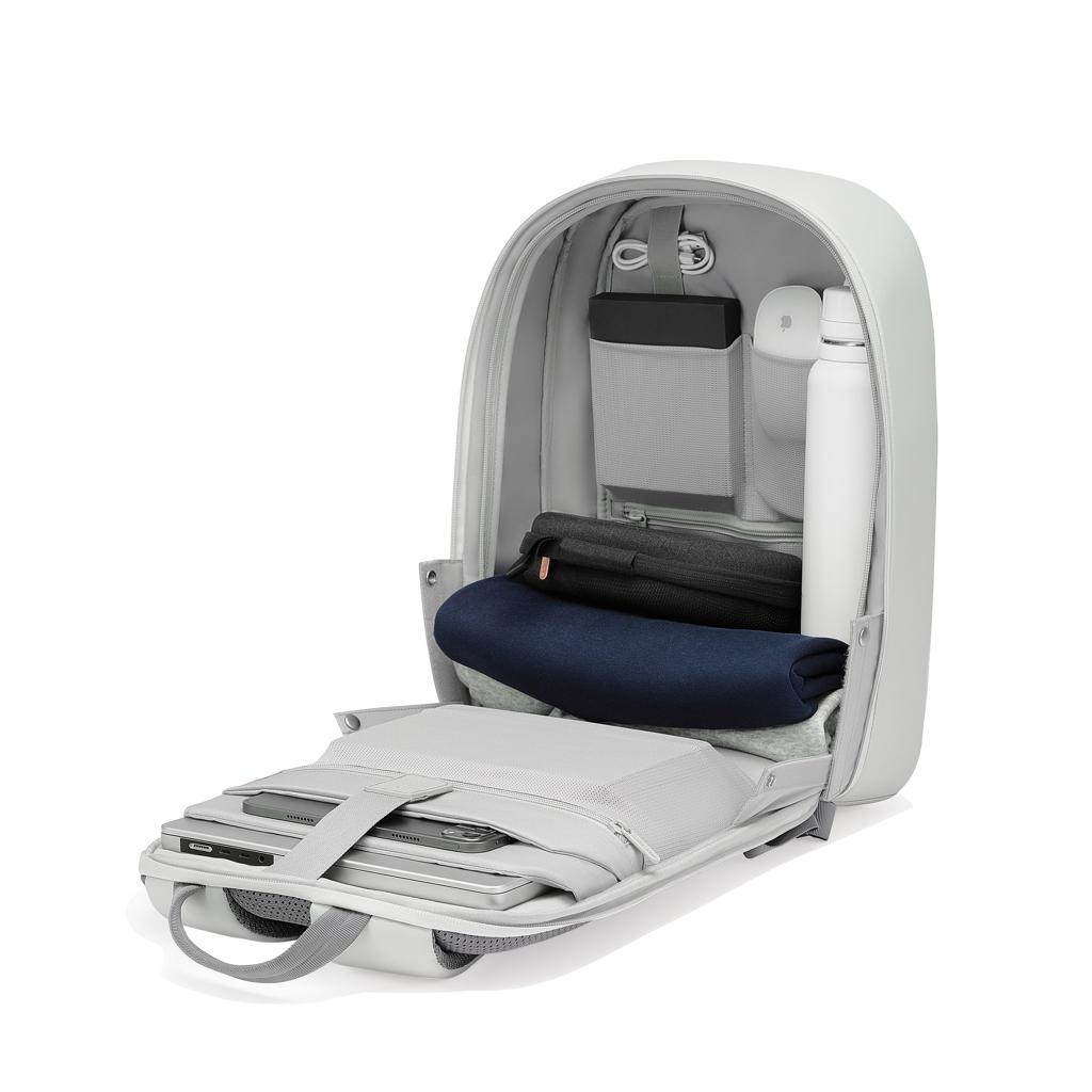 Bobby Edge off white