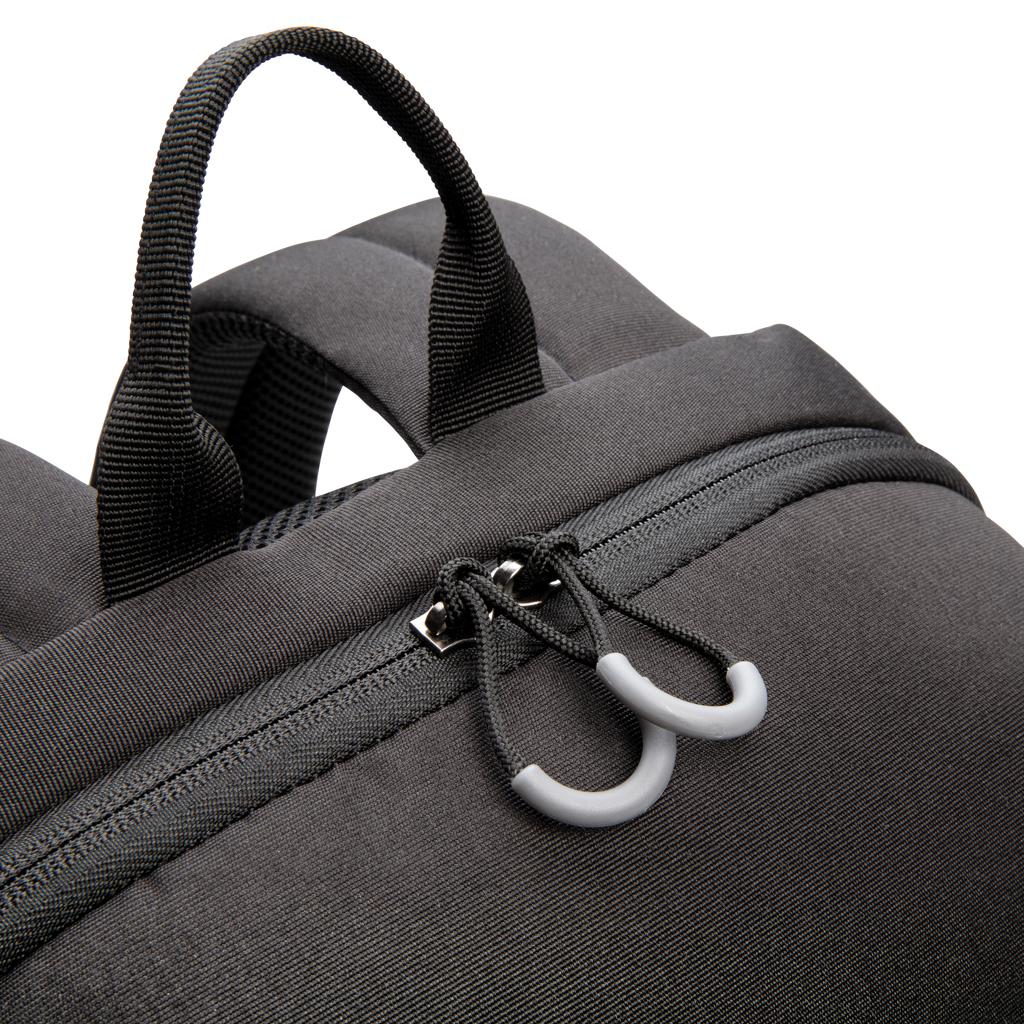 Rucsac pentru laptop cu protecție RFID și port USB A Swiss Peak AWARE™ black