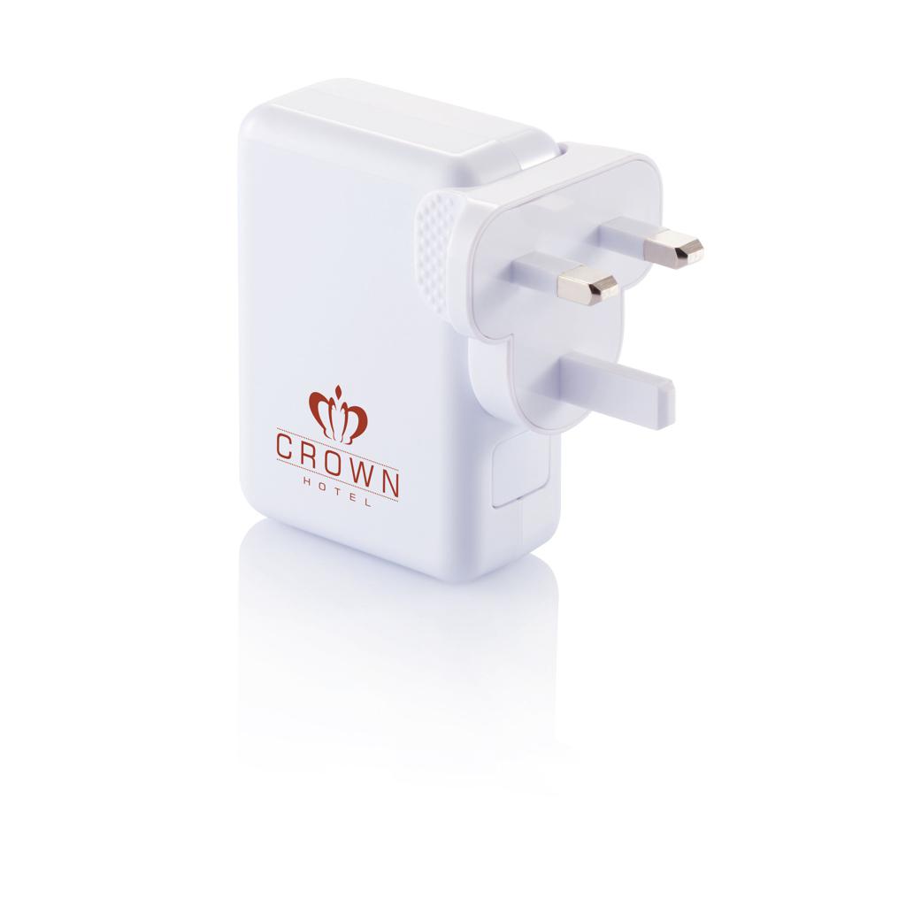 Adaptor de călătorie cu 4 porturi USB transparent