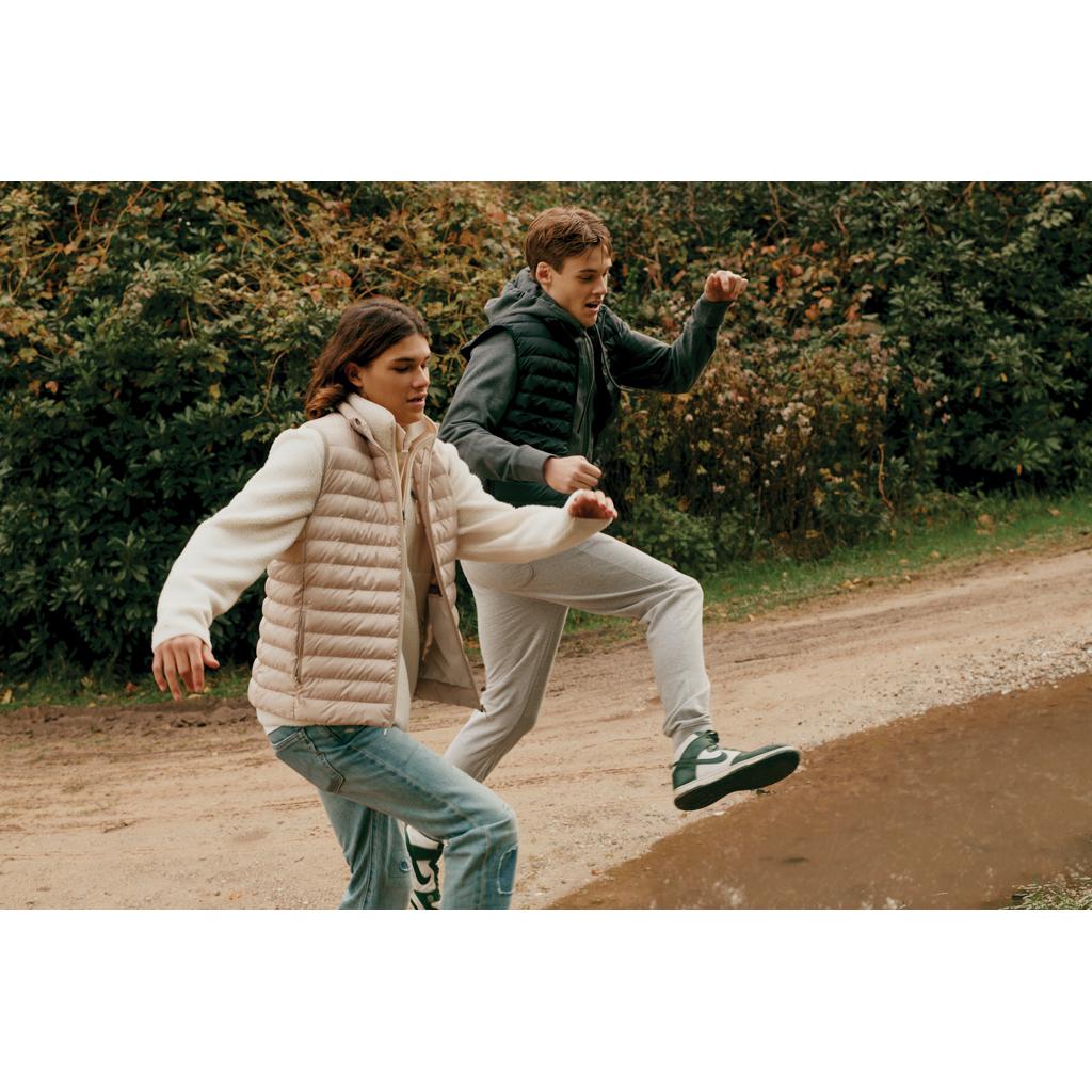 Vestă pentru bărbați  din poliester reciclat Iqoniq Meru black L