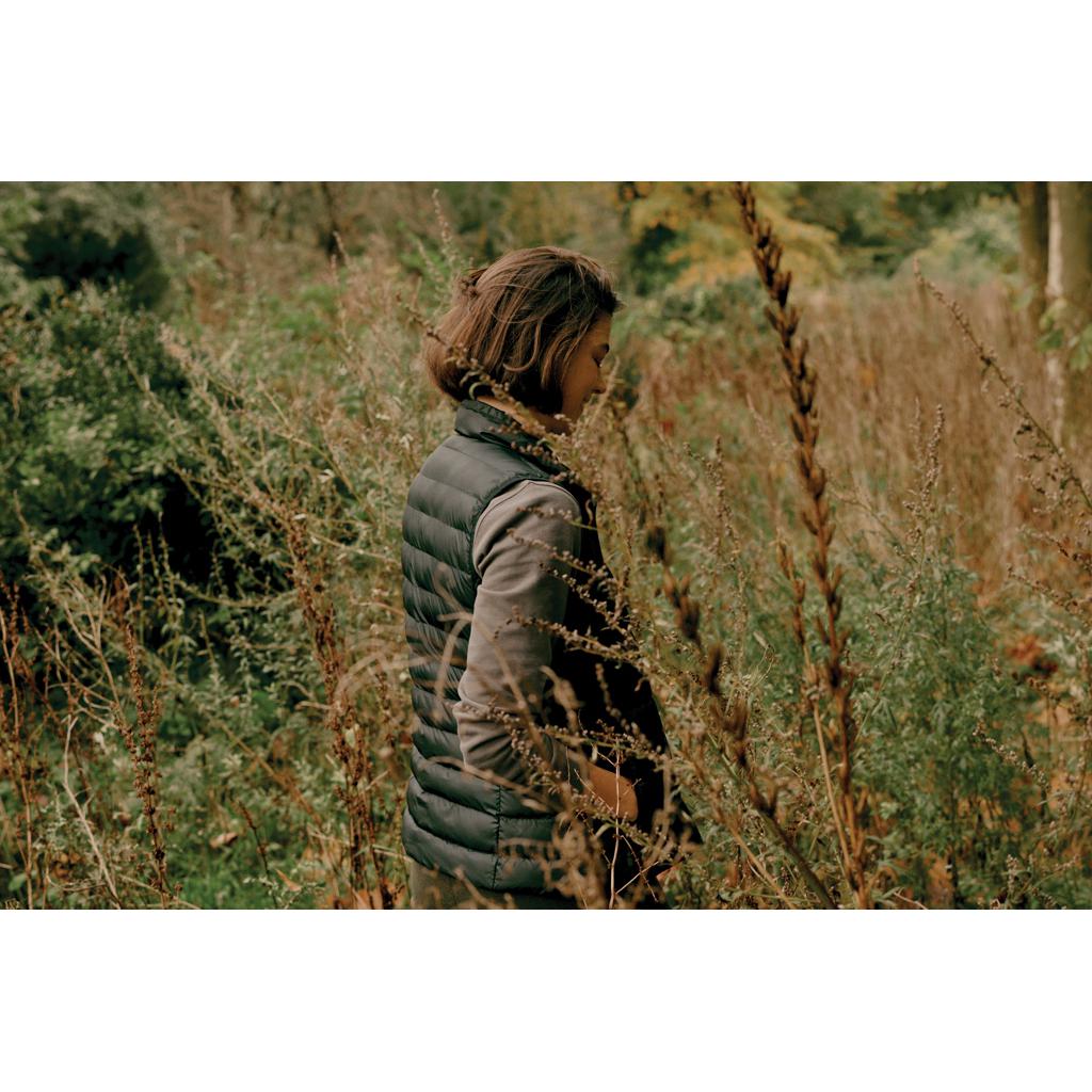 Vestă pentru femei din poliester reciclat Iqoniq Meru  black L