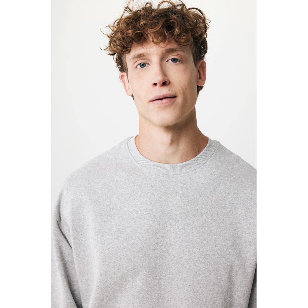 Pulover relaxat cu guler rotund  din bumbac reciclat Iqoniq Kruger heather grey XL
