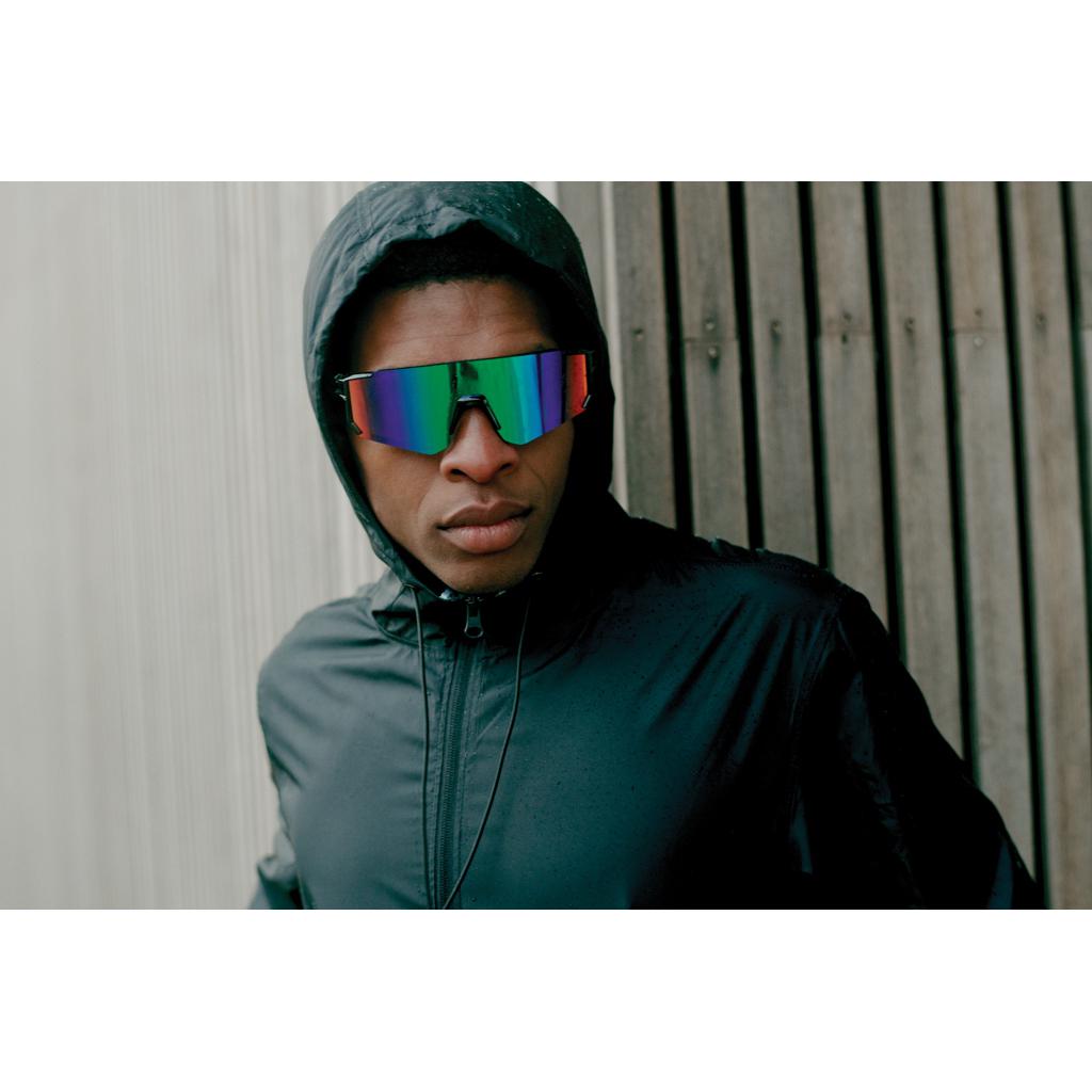 Jachetă ușoară din poliester reciclat Iqoniq Logan black