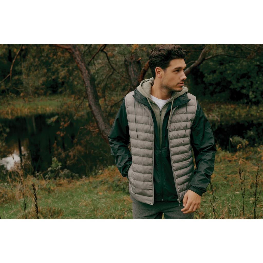 Jachetă ușoară din poliester reciclat Iqoniq Logan black