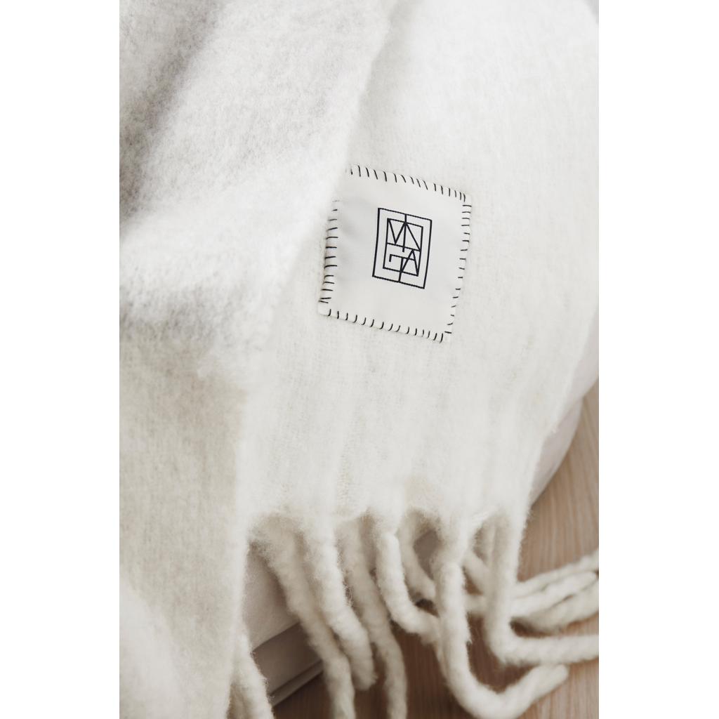 Pătură din amestec de lână Vinga Saletto beige